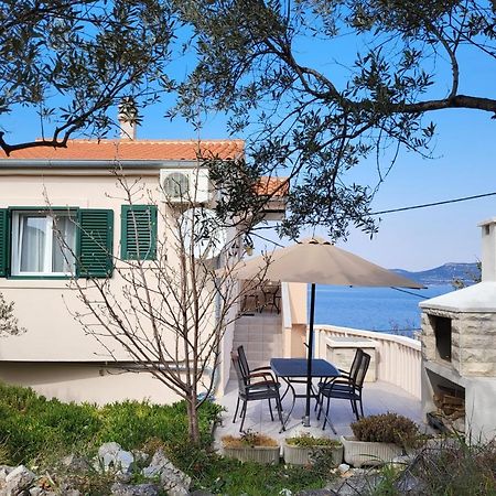 Holiday Home Duje Мали Иж Экстерьер фото