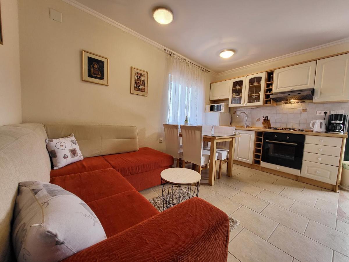 Holiday Home Duje Мали Иж Экстерьер фото