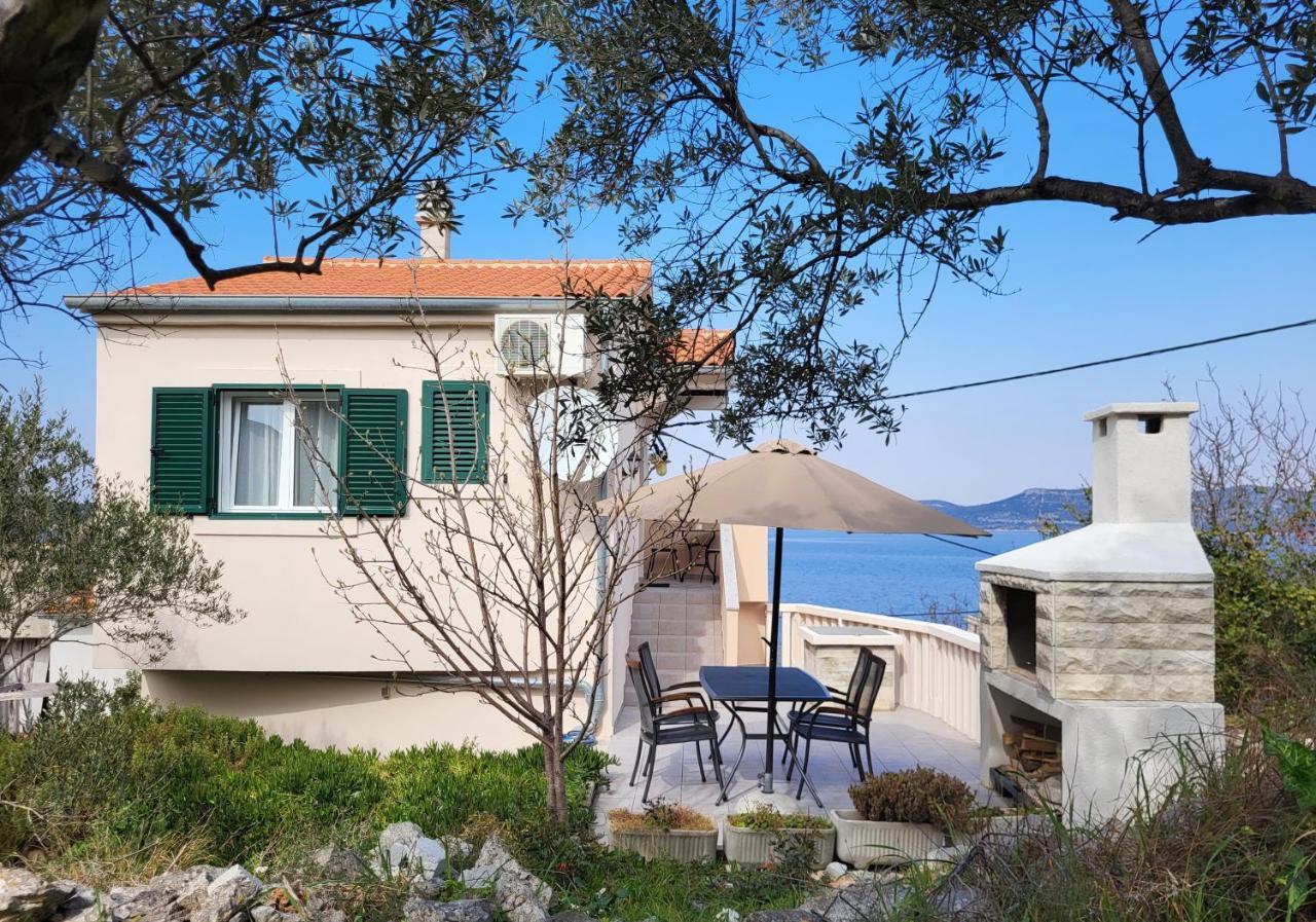 Holiday Home Duje Мали Иж Экстерьер фото