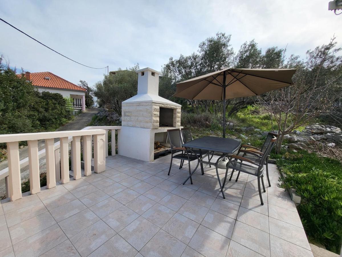 Holiday Home Duje Мали Иж Экстерьер фото